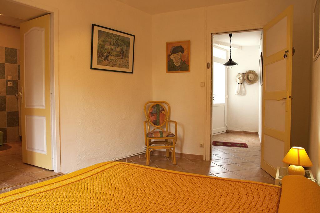 Moulin De Cornevis Bed And Breakfast Privas Rum bild